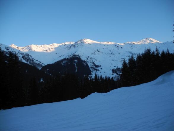 Morgenstimmung beim Aufstieg zur Naviserhütte II