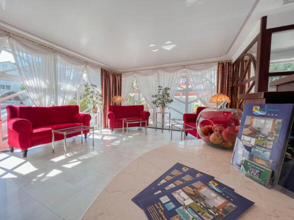 Empfang / Eingang / Check-In