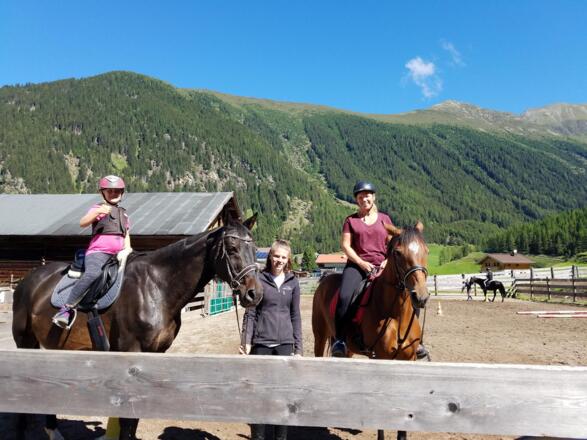 Reitunterricht für groß und klein (Sommer)