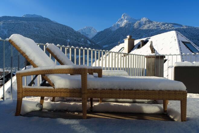 Aussicht-adler-alpenapartments-ferienwohnung-schru