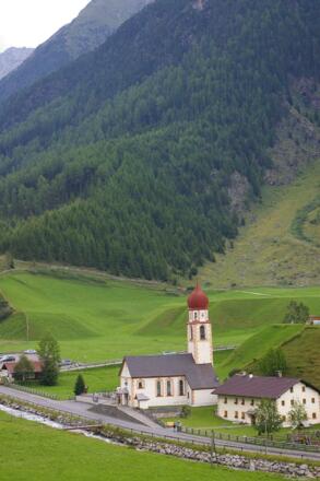 Sonnenhof Kirche Sommer