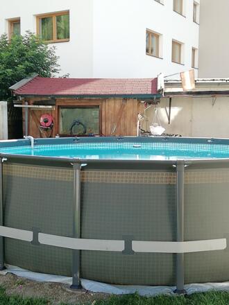 Sommerzeit Poolzeit