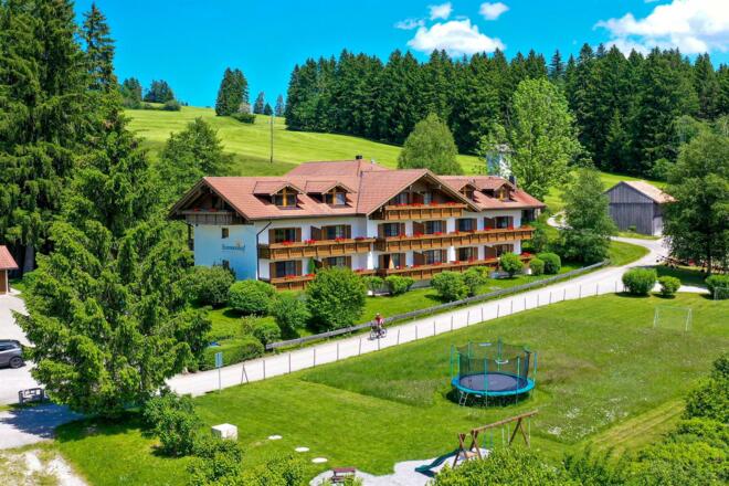 4525A7308BDF90F3B2038EA76597FAC7