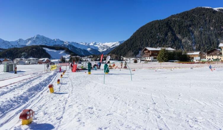 Skikindergarten-direkt vor unserer Haustüre