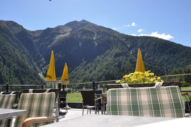 Aussicht Sonnen- und Panoramaterrasse Tauferberg