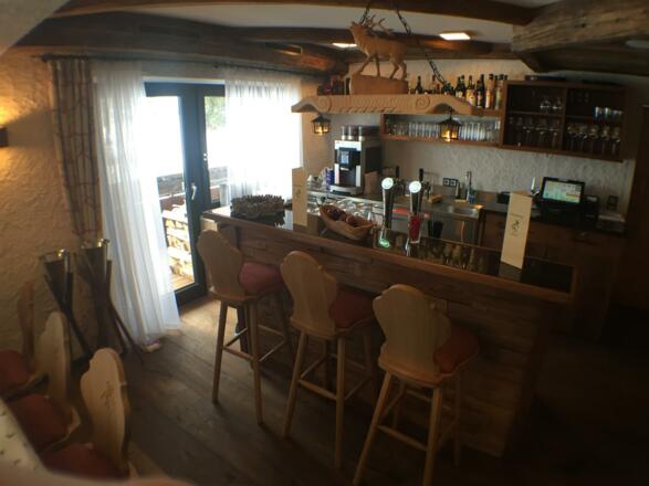 Restaurant 1 Herz Bar