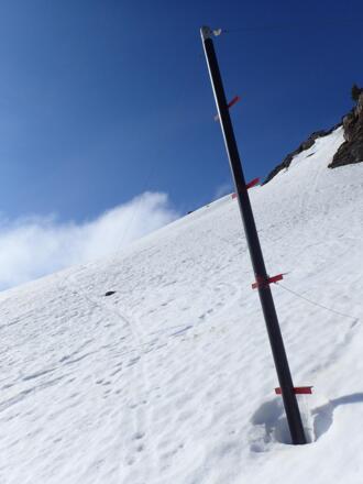 Bei der Eisenstange links hinaus zur Gr. Kesselspitze