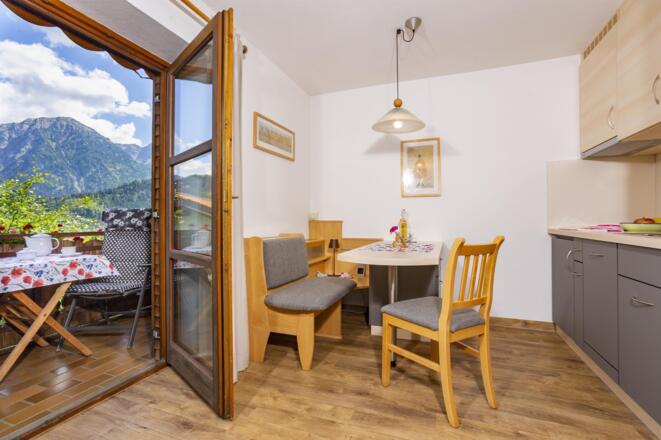 Balkon mit Küche Iseler 5184 x 3456