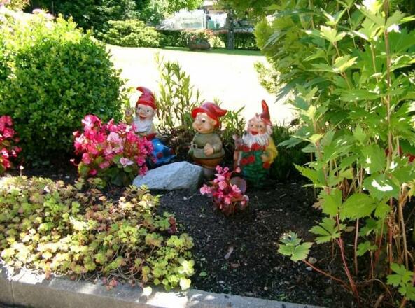 Haus Marita in Oetz - Gartenanlage über 100 Zwerge