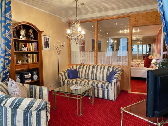 IKönig Max Wohnzimmer