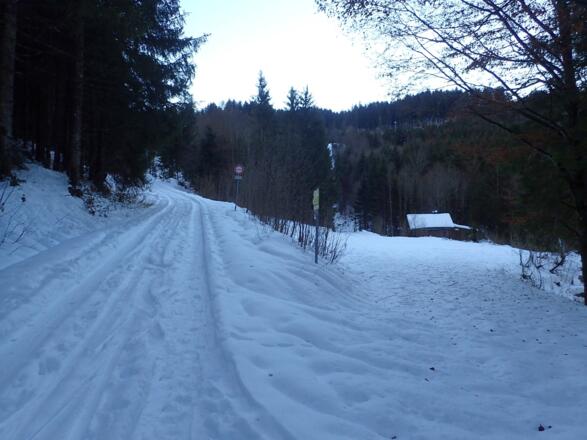 Parkplatz Döllerer Wald - einmal nicht geräumt
