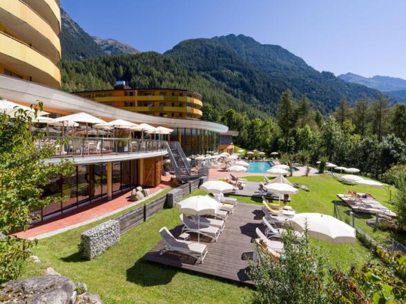 Vivea Hotel Umhausen Liegewiese