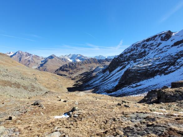 Blick ins Tal beim Abstieg
