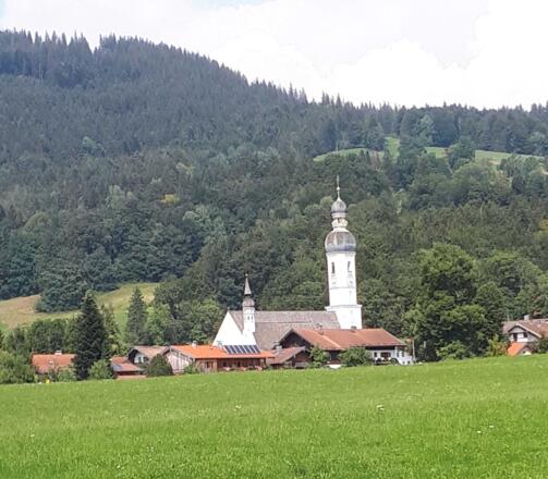 https://d1pgrp37iul3tg.cloudfront.net/objekt_pics/obj_full_28636_003.jpg