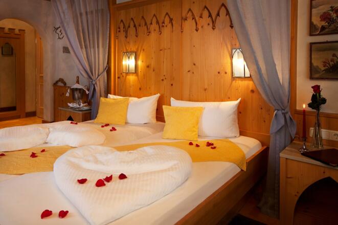 Turmzimmer_Hochzeitsdetail_5819