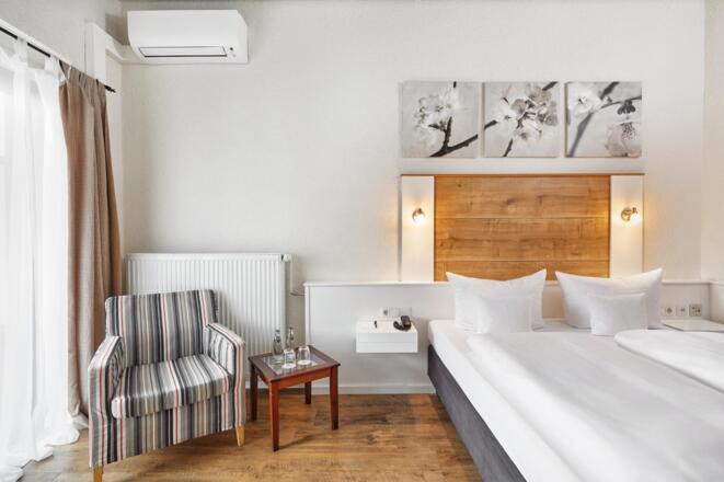 Doppelzimmer Komfortqueen Bett