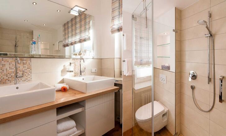 großes Badezimmer