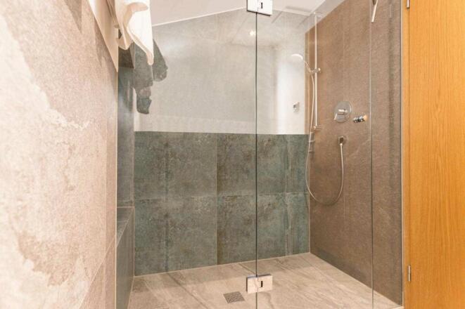 Dusche