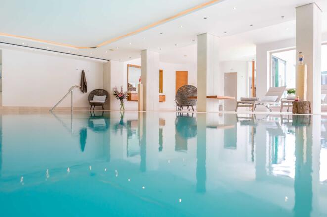 Spa-Bereich, Indoor-Pool