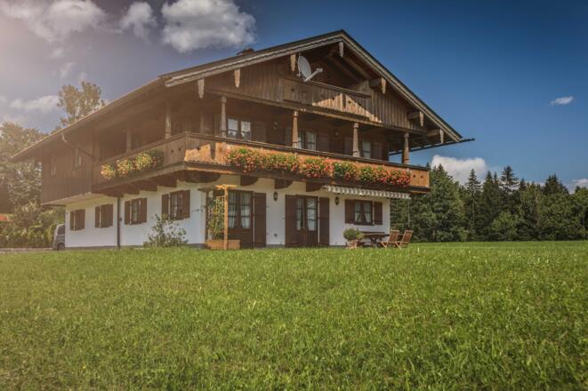 Ferienhaus mit den Ferienwohnungen Auszeit und Bergzeit