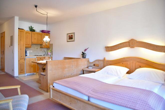 Appartement mit gut ausgestatteter Küchenzeile