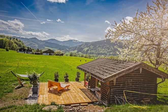 Sonnenterasse mit Grillplatz