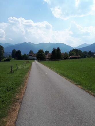 https://d1pgrp37iul3tg.cloudfront.net/objekt_pics/obj_full_28636_006.jpg
