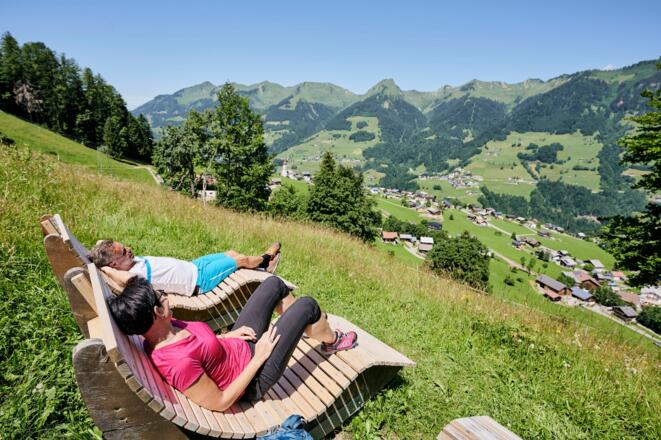 Ruheliegen laden zum Entspannen ein