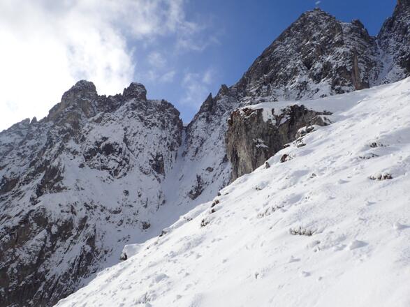 Der markante Jausenstein im Birgkar