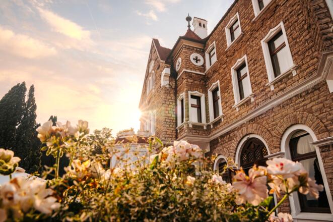 Schlosshotel Steinburg