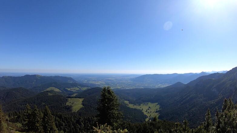 Blick in das Längental vom Gipfel