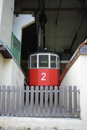 An der Talstation der Predigtstuhlbahn.