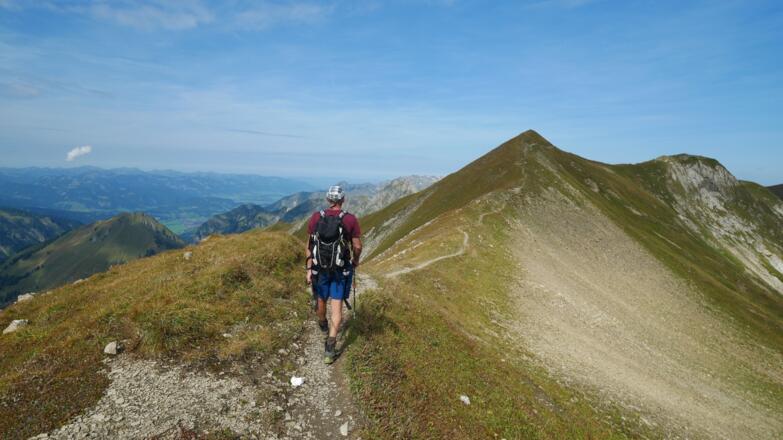 Wanderer auf dem Märzlesattel