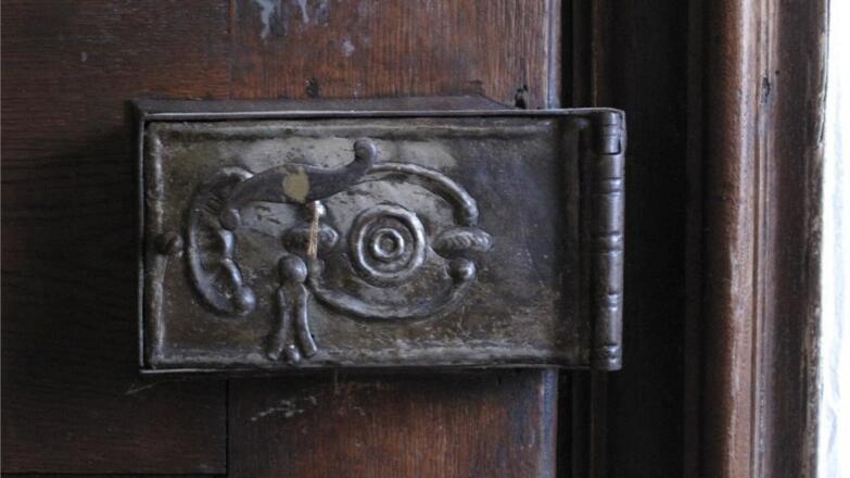 Triftern, Alte Post, historisches Zimmerschloss