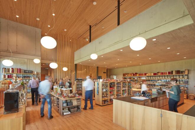 Einkaufen bei Bentele Genuss