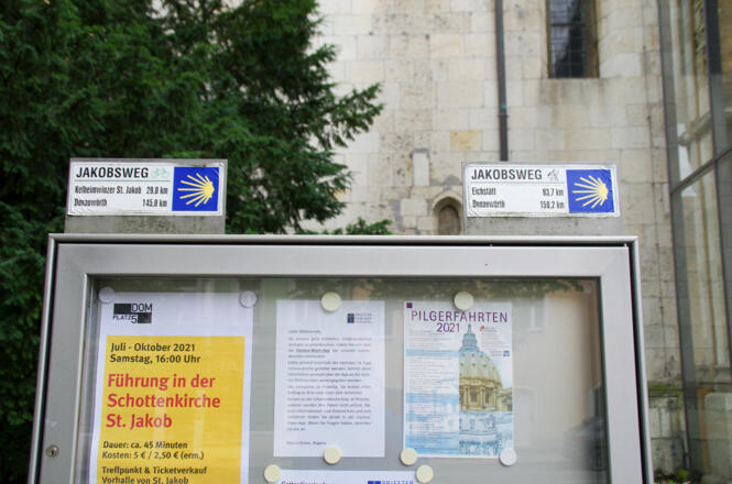 Regensburg - St. Jakob Wegmarkierungen