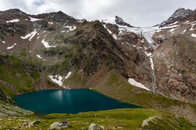 Grünausee mit Gamsspitzl (links), Wilder Freiger (Mitte) und Aperer Freiger (rechts)