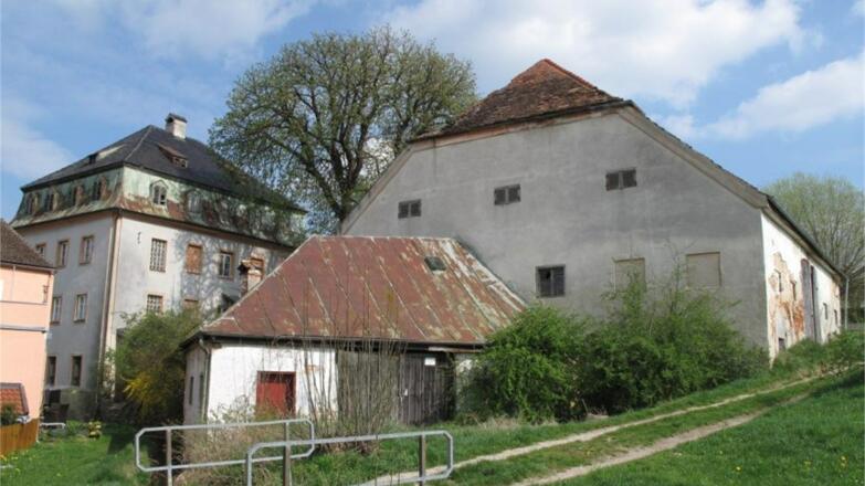 Triftern, Alte Post, Stadel