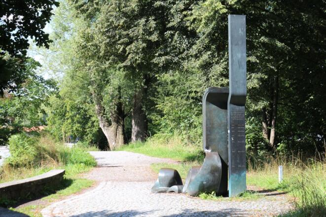 Alfred und Inge Regnat - "Flußzeichen"