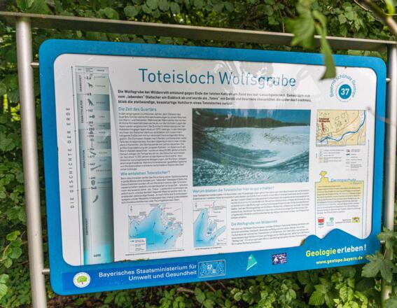 Infotafel Toteisloch Wolfsgrube