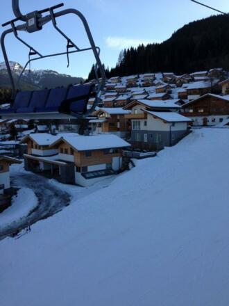 Blick vom Sessellift auf das Chalet