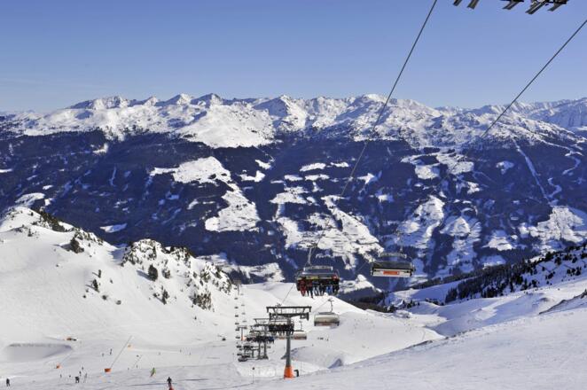 Panoramablick im Skigebiet