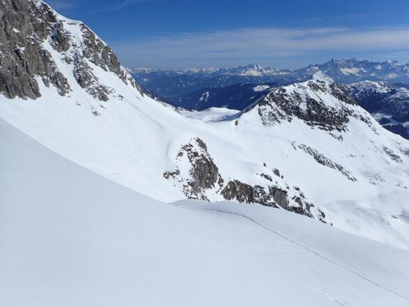 Blick zum Sattel zwischen Schwarzkopf und Gamskogel