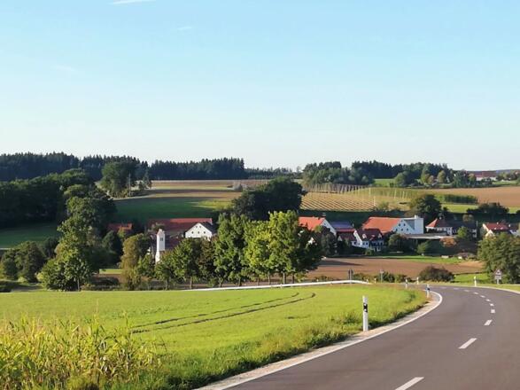 Auf dem Abens-Radweg bei Schweinersdorf