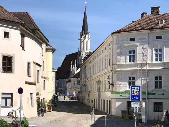 Melk Sandtor, Kremser Straße und Stadtpfarrkirche