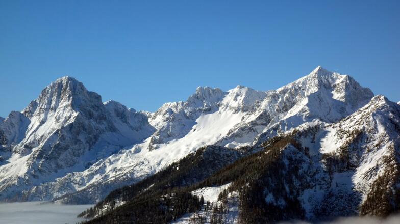 Gipfelblick zur Spitzmauer und Gr.Priel 2515m