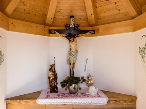 Die Kapelle ist auch innen schön.
