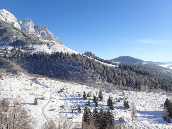 Blick hinüber Richtung Mandlwände und Hochkeil
