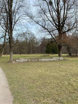 Pferde parkour in Nordteil des Englischen Garten