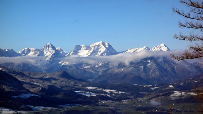 Spitzmauer- und Priel-Blick von der Westseite um 1200m